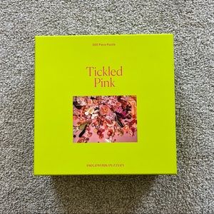 500 Piece Piecework Puzzles Tickled Pink